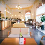 Bristol Hotel