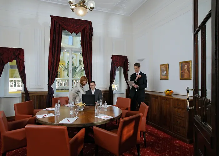 Bristol 오파티아