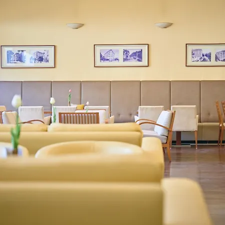 Hotel Bristol
