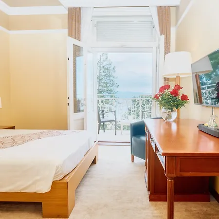 Hotel Bristol 4*