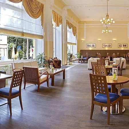 Ξενοδοχείο Bristol