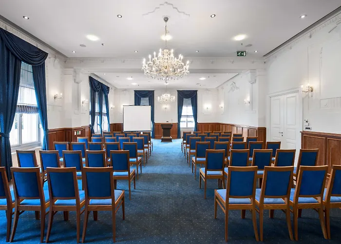 Bristol オパティヤ