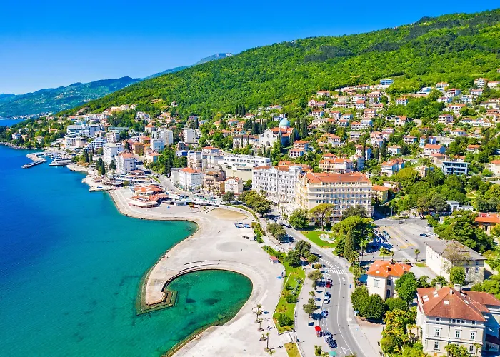 Bristol ホテル オパティヤ