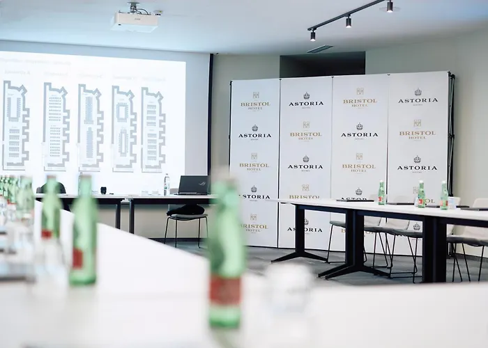 Bristol ホテル オパティヤ